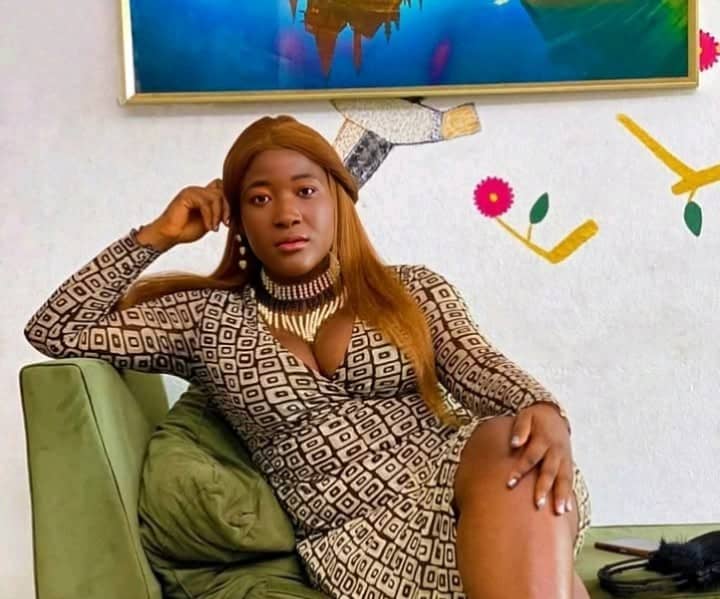 Yvana Kana ( princesse kymyofficielle)